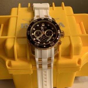 Invicta Pro Diver watch